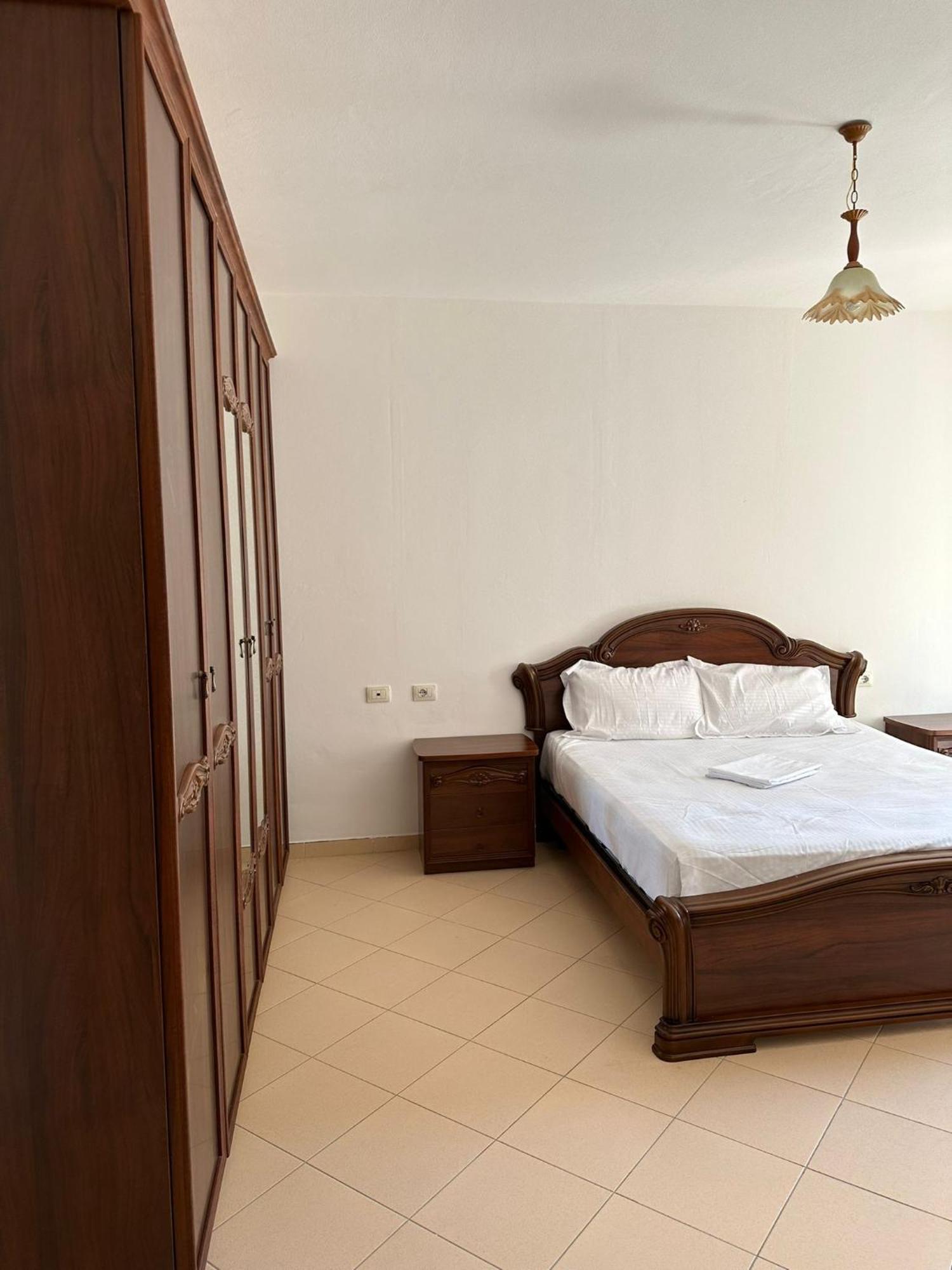 Renting House Vlora Kültér fotó