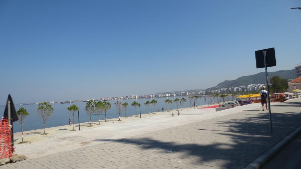 Renting House Vlora Kültér fotó