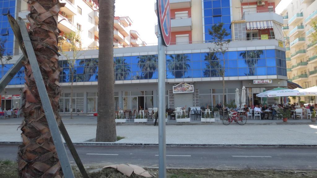 Renting House Vlora Kültér fotó